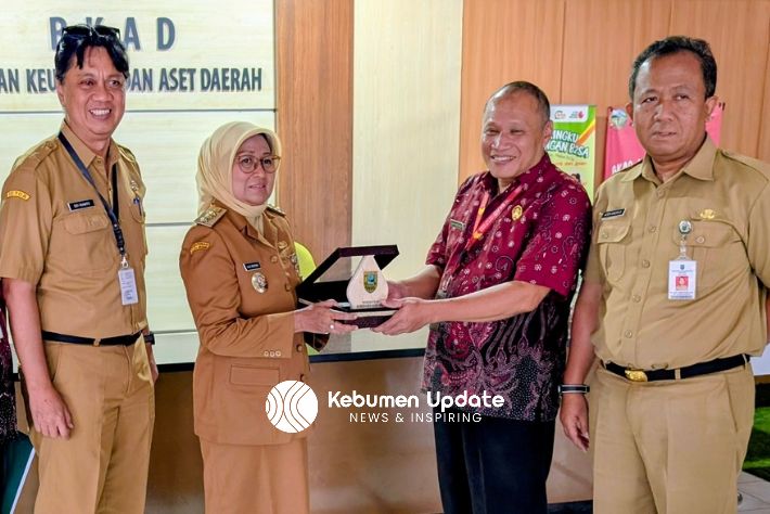 Pemkab Kebumen Dalami Mekanisme KDKMP dan Pengolahan Sampah di Kabupaten Banyumas