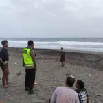 Main Air Bersama Teman, Pelajar Asal Ambal Kebumen Hanyut di Laut Desa Entak