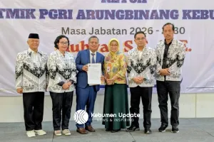Muhyat Resmi Dilantik sebagai Ketua STMIK PGRI Arungbinang Kebumen Masa Jabatan 2026–2030