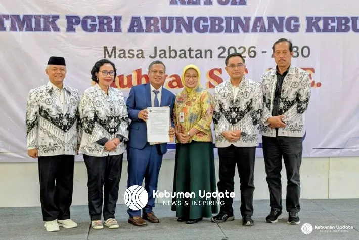 Muhyat Resmi Dilantik sebagai Ketua STMIK PGRI Arungbinang Kebumen Masa Jabatan 2026–2030