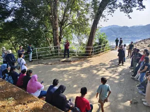 Mengulik Tjintjinggoeling, Melacak Roma Jatinegara Bersama Historical Study Trips