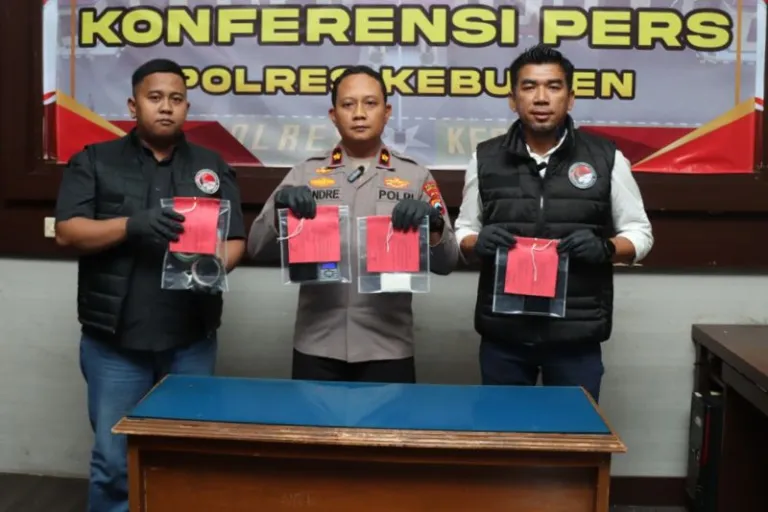 Edarkan 38 Gram Sabu dan Ekstasi, Dua Pria di Kebumen Terancam 20 Tahun Penjara