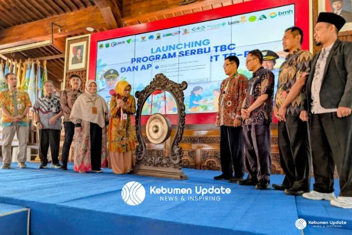Tekan Angka Tuberkulosis, Bupati Kebumen Resmikan Program Serbu TBC dan Aplikasi Smart TB-R