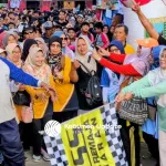 Tutup Kutowinangun Expo 2026, Bupati Kebumen Lepas Jalan Sehat dan Syukuran Jalan Kampung