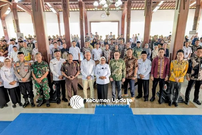 Masuk 10 Besar Daerah Pengirim PMI di Jateng, Kebumen Dorong Transformasi Tenaga Kerja Profesional