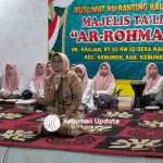Hadiri Pengajian Muslimat NU Kalirejo, Bupati Kebumen Soroti Pergaulan Bebas dan Sampaikan Info Lowongan Kerja