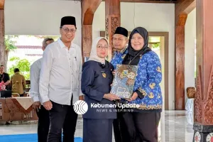 Bupati Lantik 43 Pejabat Baru, Ibnu Sayfudin Jabat Camat Kebumen