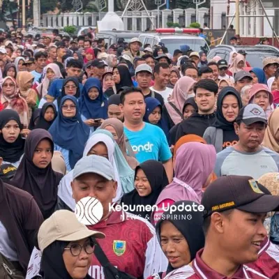 Meriahkan Harlah Ke-20 PPDI, Ribuan Perangkat Desa di Kebumen Ikuti Jalan Sehat Berhadiah Motor