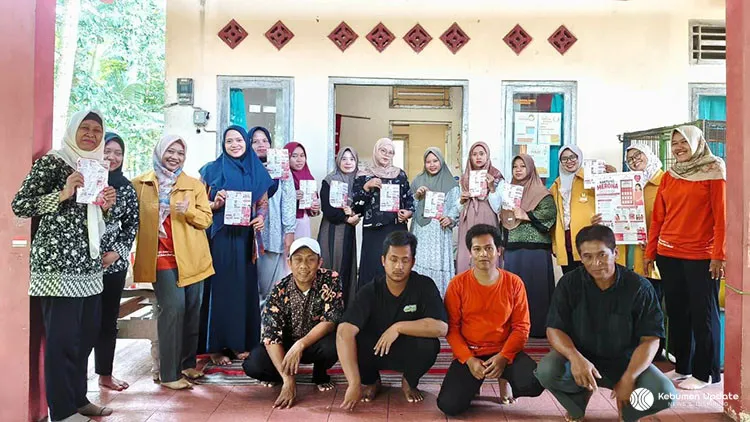 KANTUNG MERONA: Kader dan Tetangga Dukung Ibu Minum Obat Anti Anemia