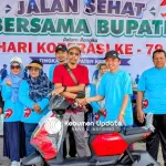 Jalan Sehat Hari Koperasi Kebumen: Suwardi KPRI Sederhana SMPN 1 Bawa Pulang Sepeda Listrik