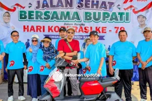 Jalan Sehat Hari Koperasi Kebumen: Suwardi KPRI Sederhana SMPN 1 Bawa Pulang Sepeda Listrik
