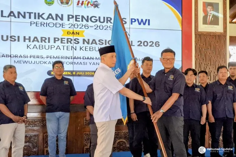 Supriyanto Kembali Dilantik Jadi Ketua PWI Kebumen Periode 2026-2029
