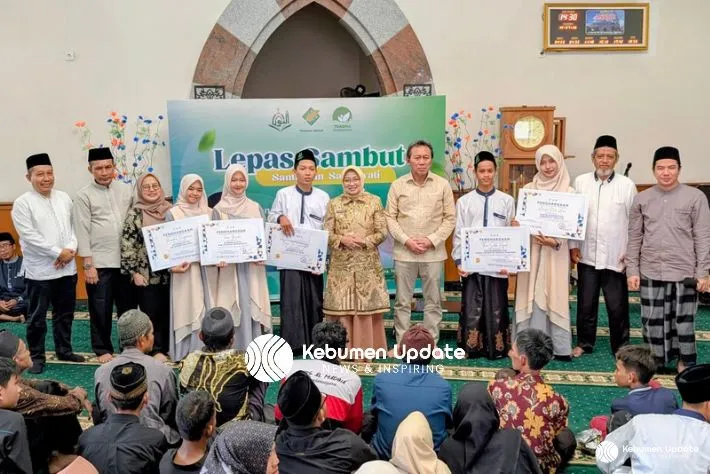 Dedikasi untuk Kebumen: Ponpes An Nur Perluas Akses Beasiswa bagi Generasi Muda