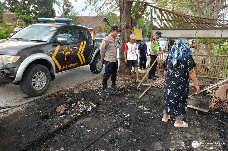 Warung Kopi Milik Warga Pekunden Kutowinangun Ludes Terbakar, Kerugian Capai Rp10 Juta