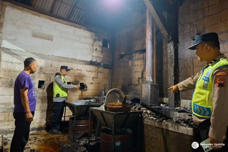 Dapur Produksi Keripik Singkong di Buayan Terbakar, Kerugian Jutaan Rupiah