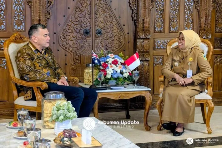 Kunjungan Perdana ke Kebumen, Konjen Australia Temui Bupati Lilis, Ini yang Dibahas