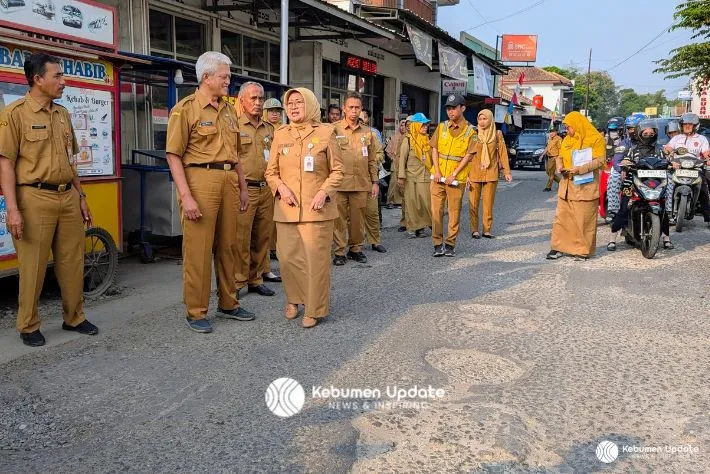 Bupati Tinjau Sejumlah Infrastruktur, Ruas Jalan Kemukus – Purwodadi dan Wero – Semondo Siap Diperbaiki