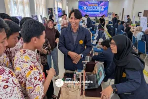 Dari Pengering Padi hingga Smart Parking: Mahasiswa UPB Unjuk Gigi Lewat Pameran CODEX 2