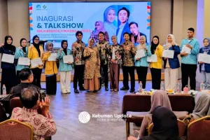 Lebih dari 20 Tahun Mengabdi, Tradha Foundation Konsisten Berikan Beasiswa untuk 10 Mahasiswa Kebumen