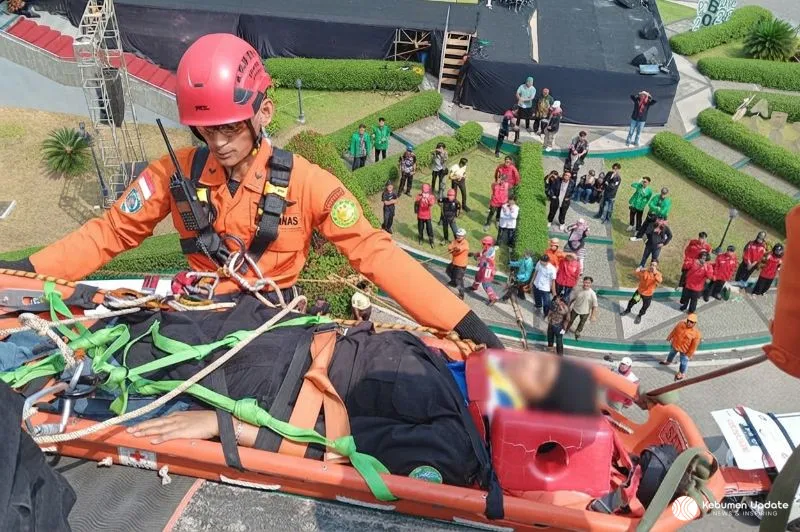 Sistem Pengereman Gagal, Tim SAR Gabungan Evakuasi Korban Flying Fox Kampus