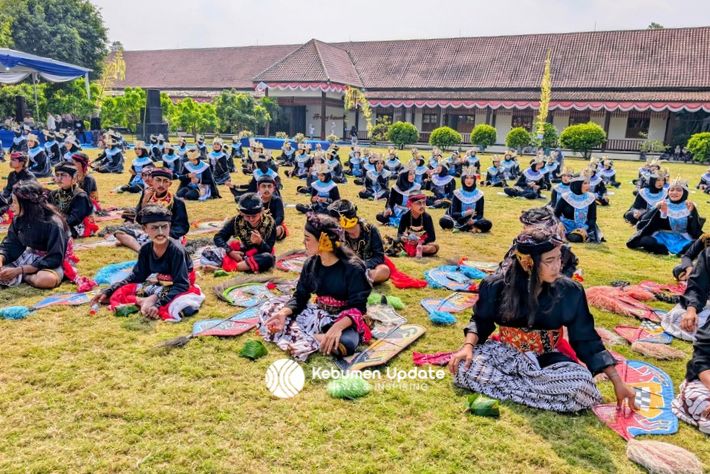 Hari Jadi ke-397 Kabupaten Kebumen: Upacara Adat, Tarian Kolosal 397 Penari, hingga 3.000 Porsi Nasi Tempelang