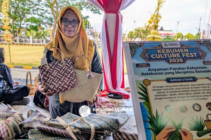Tantangan dan Harapan Perajin Lokal: Anyaman Pandan Pandanus Moeza di Kebumen Culture Fest 2026