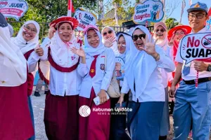 Dari Kostum Unik hingga Lomba Masak, Ini Keseruan Puncak Aroengbinang Fest 2026 di Kantor PDAM Kebumen