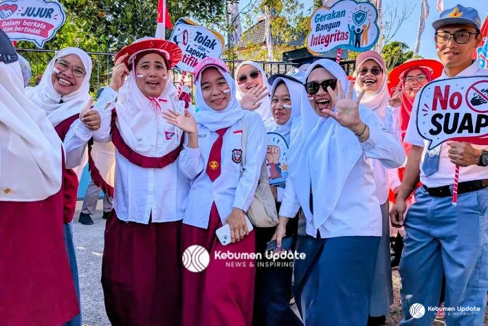 Dari Kostum Unik hingga Lomba Masak, Ini Keseruan Puncak Aroengbinang Fest 2026 di Kantor PDAM Kebumen