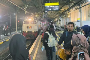 KA Senja Utama Solo