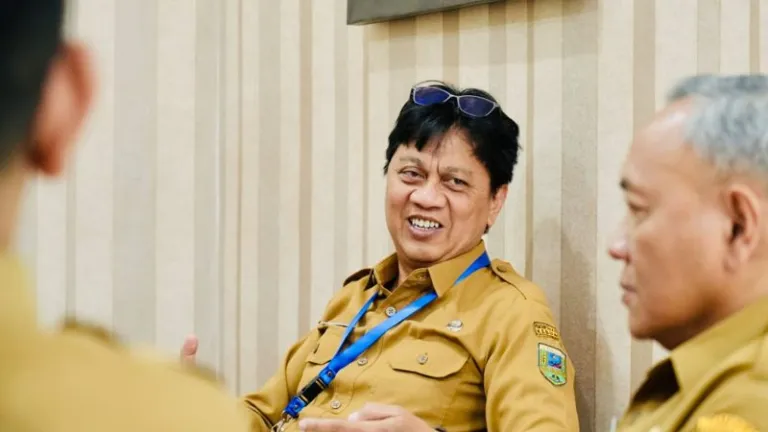 Pemkab Kebumen Pastikan Pesan WhatsApp Catut Sekda Edi Rianto Adalah Hoaks dan Penipuan