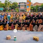 Merajut Identitas dan Karakter, SMAN 1 Kebumen Gelar Peringatan Hari Batik Nasional dan Launching Bulan Bahasa