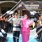 Tradisi Pedang Pora Sambut AKBP Rachmad C. Yusuf Sebagai Kapolres Kebumen