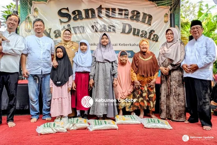 Hadir di Desa Kebulusan, Bupati Kebumen Apresiasi Aksi Sosial Keluarga Zubair Syamsu