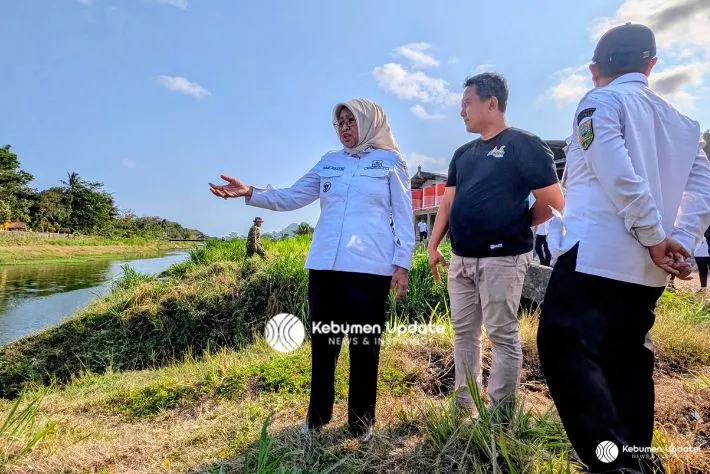 Bupati Kebumen Sidak RPA Pangestu Broiler, Minta Pembuangan Limbah ke Sungai Dihentikan