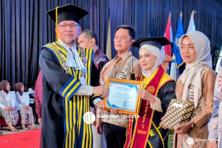Wisuda Ke-23 Universitas Putra Bangsa: Luluskan 475 Wisudawan, Pamerkan Tiga Prodi Berpredikat Unggul